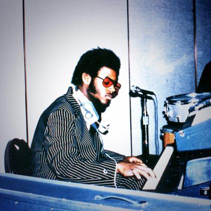 bxx8ztncaaaemdd-jpg-large